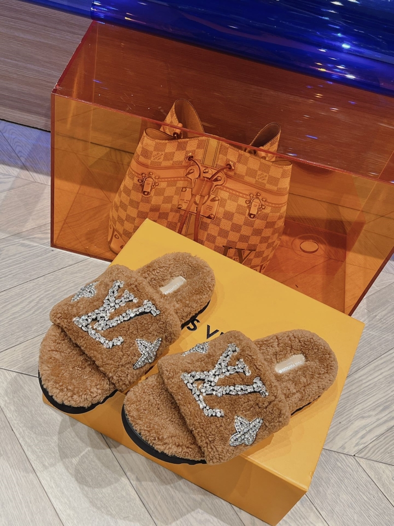 Louis Vuitton Slippers